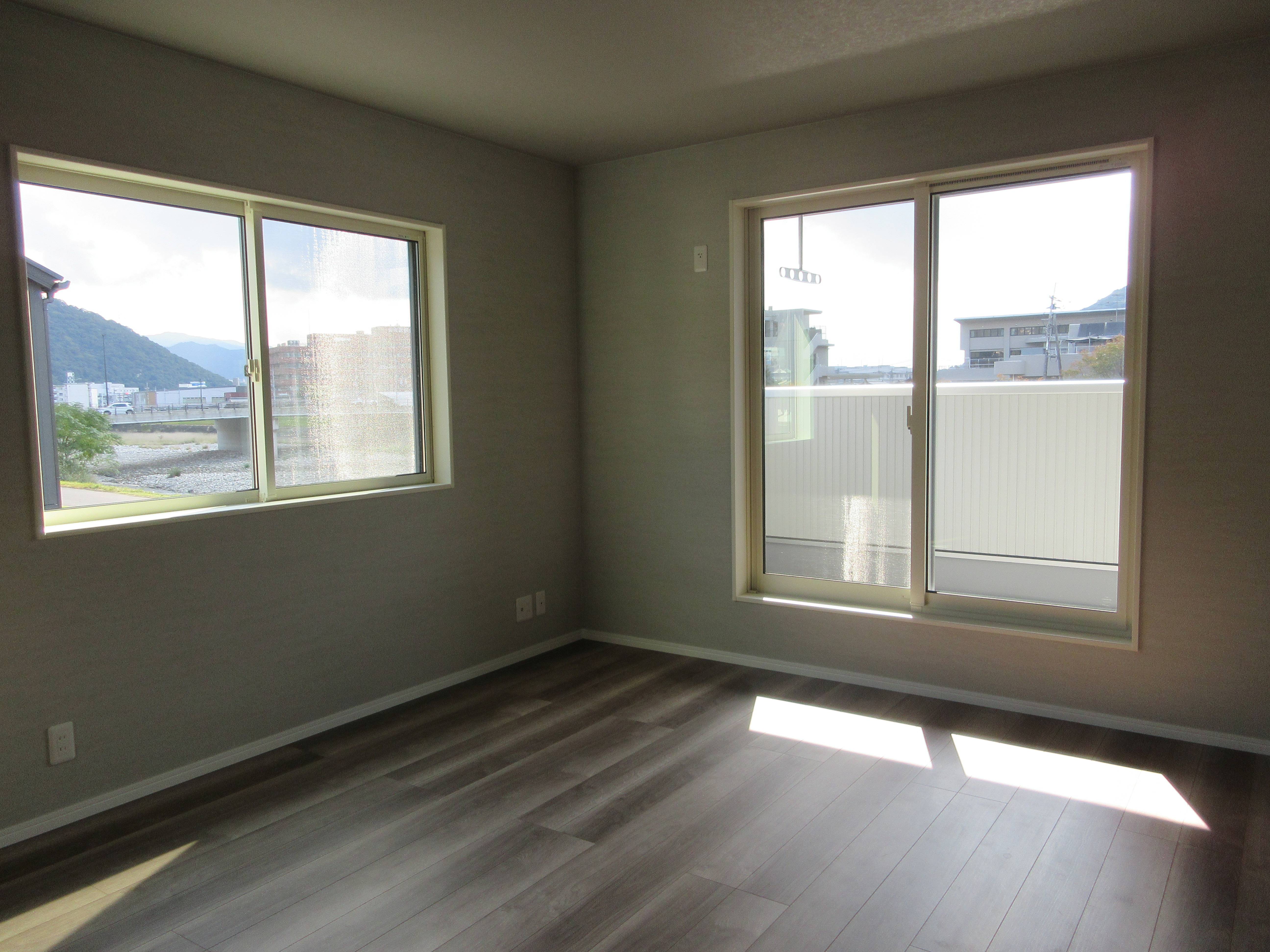 2階 洋室 8帖(寝室) 2階 洋室 8帖(寝室)