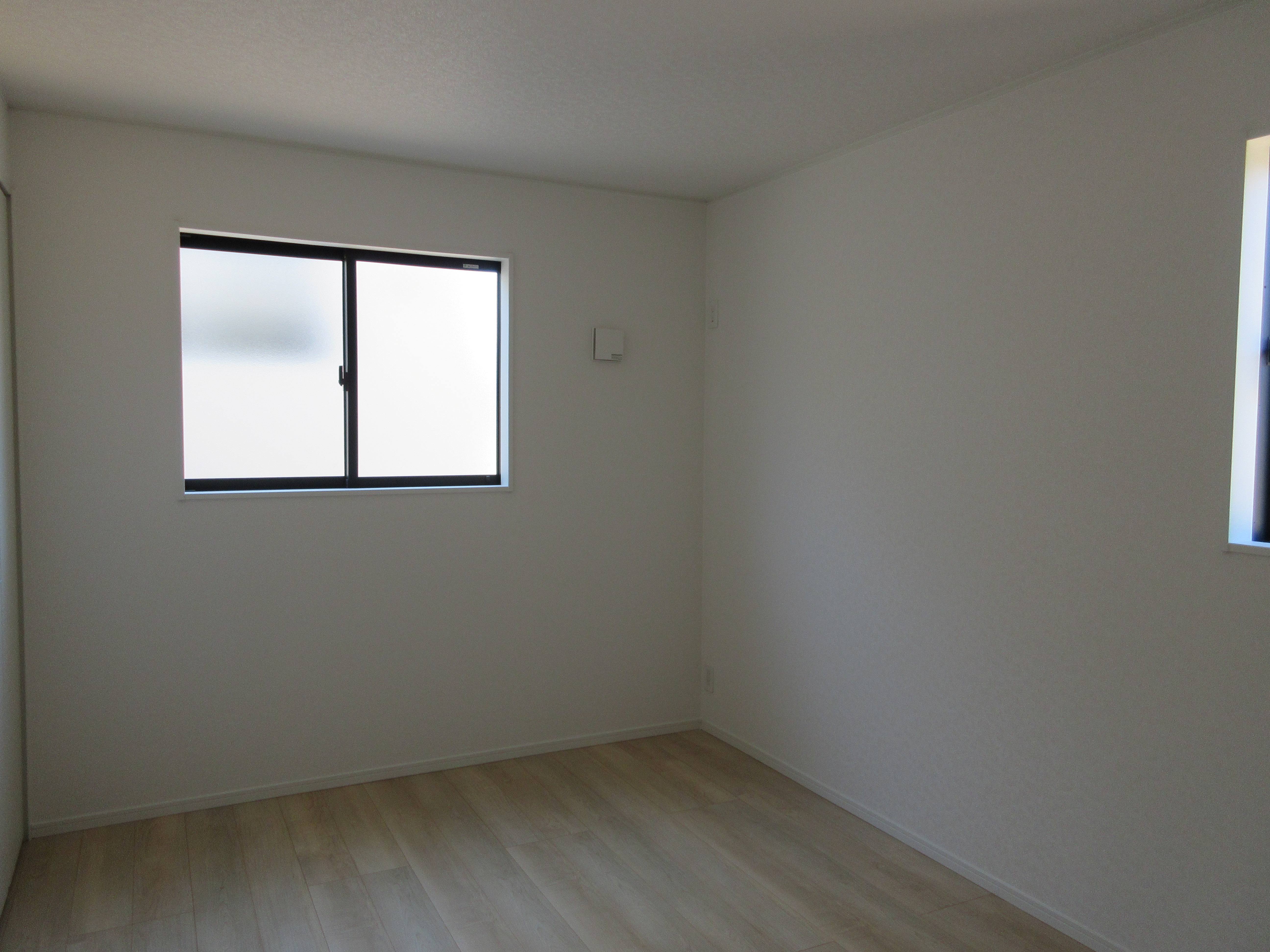 2階 洋室 6帖(寝室) 2階 洋室 6帖(寝室)