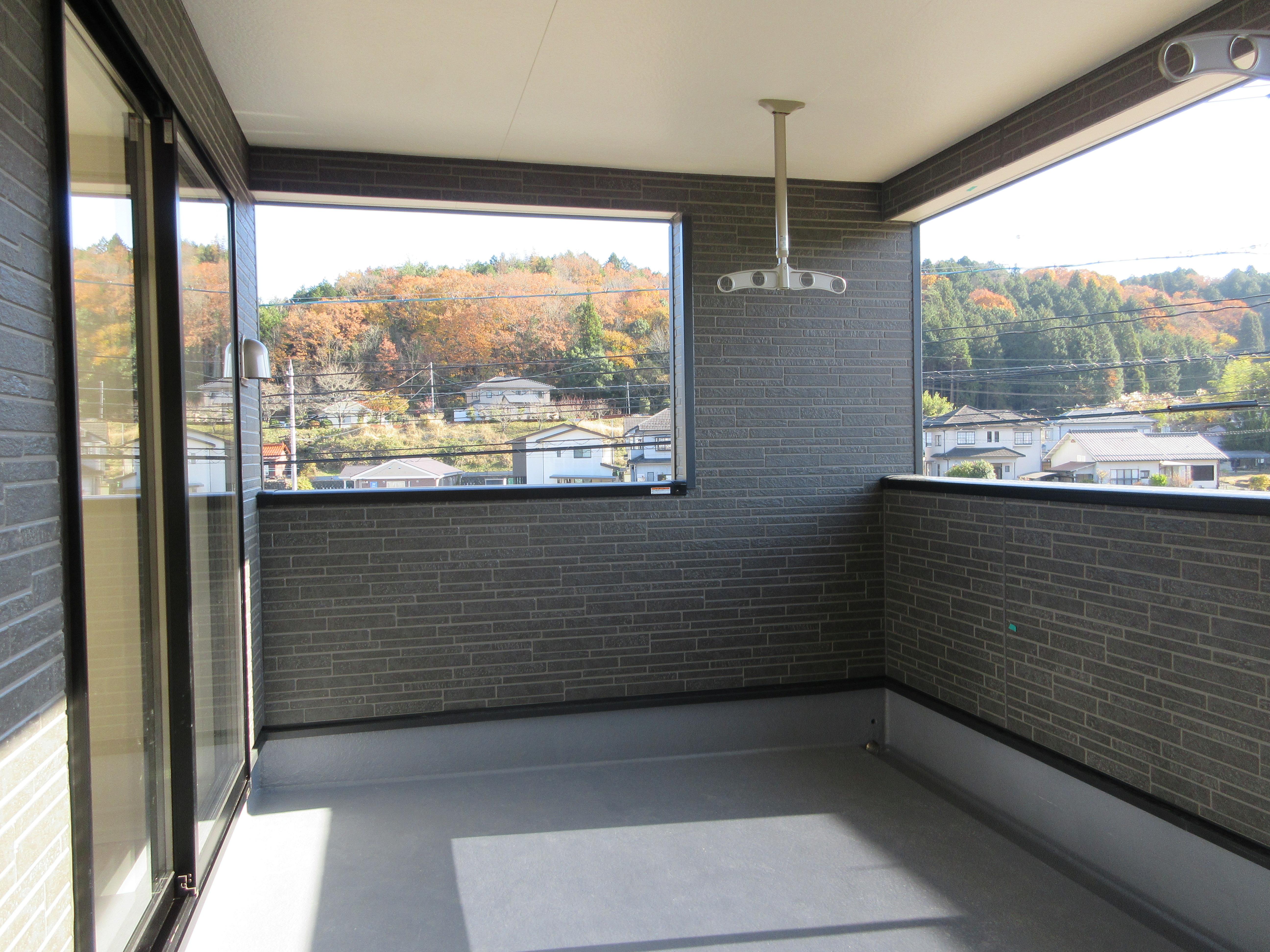 バルコニー バルコニー