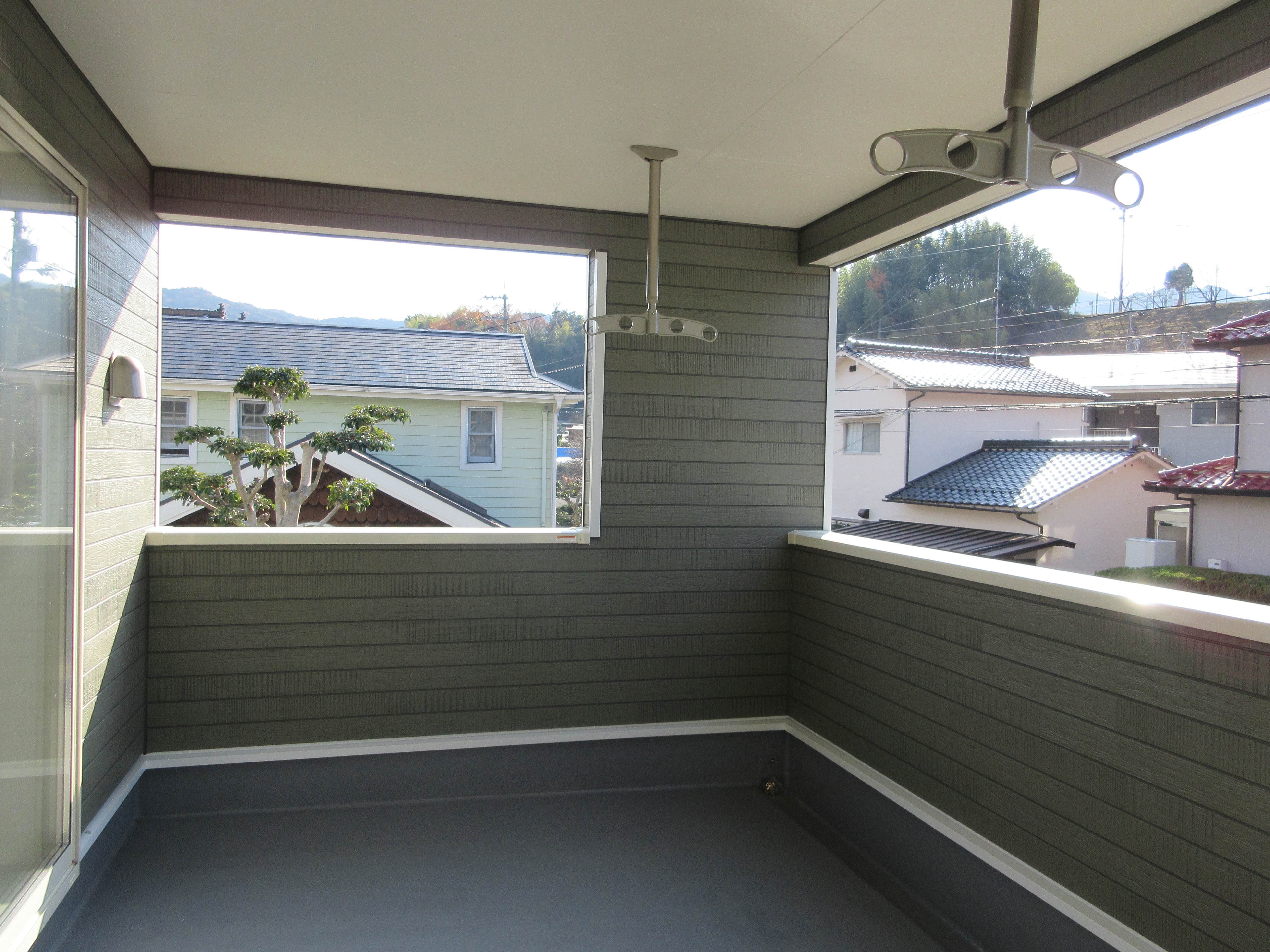 バルコニー バルコニー