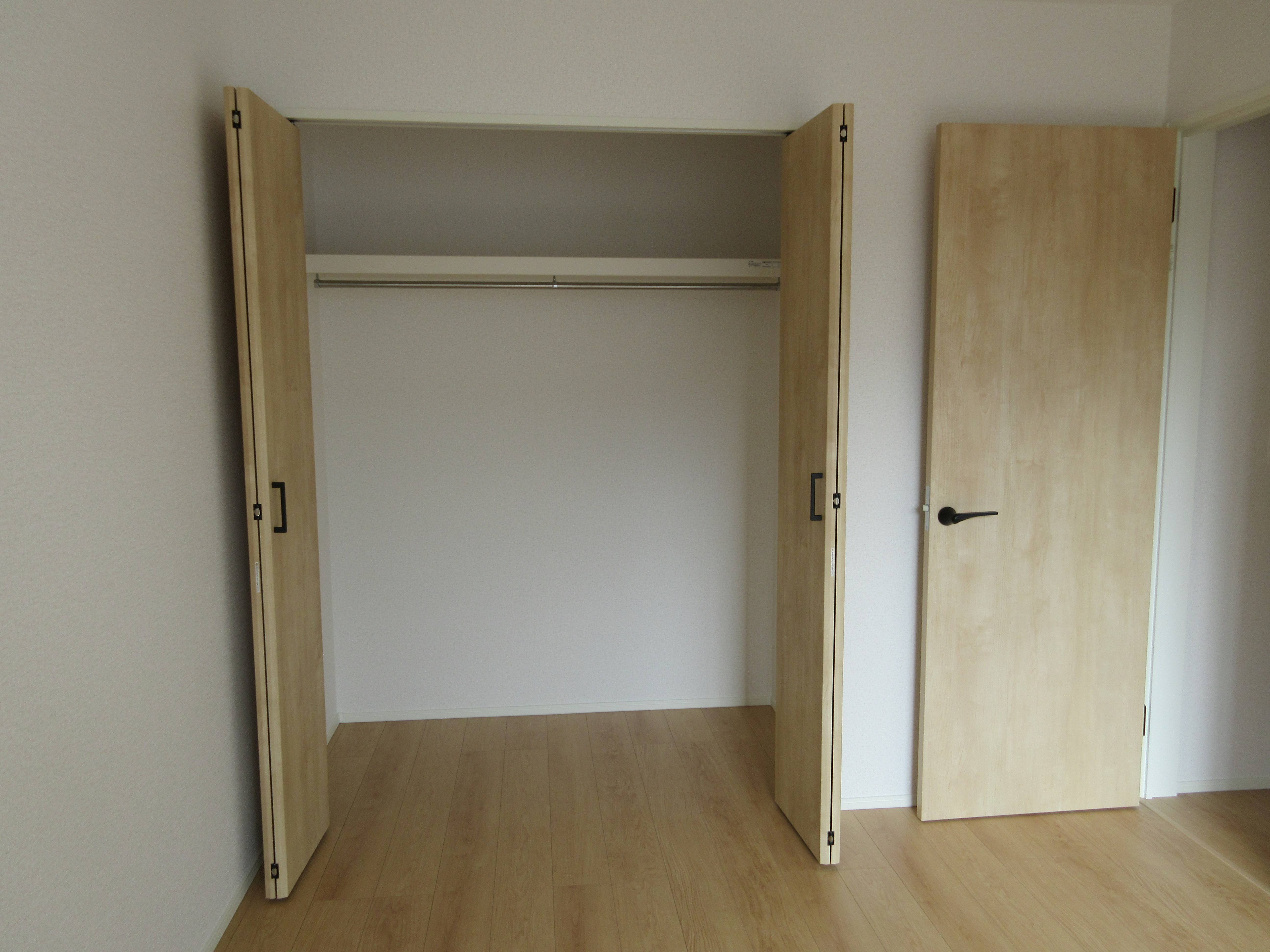 2階 クローゼット収納 2階 クローゼット収納