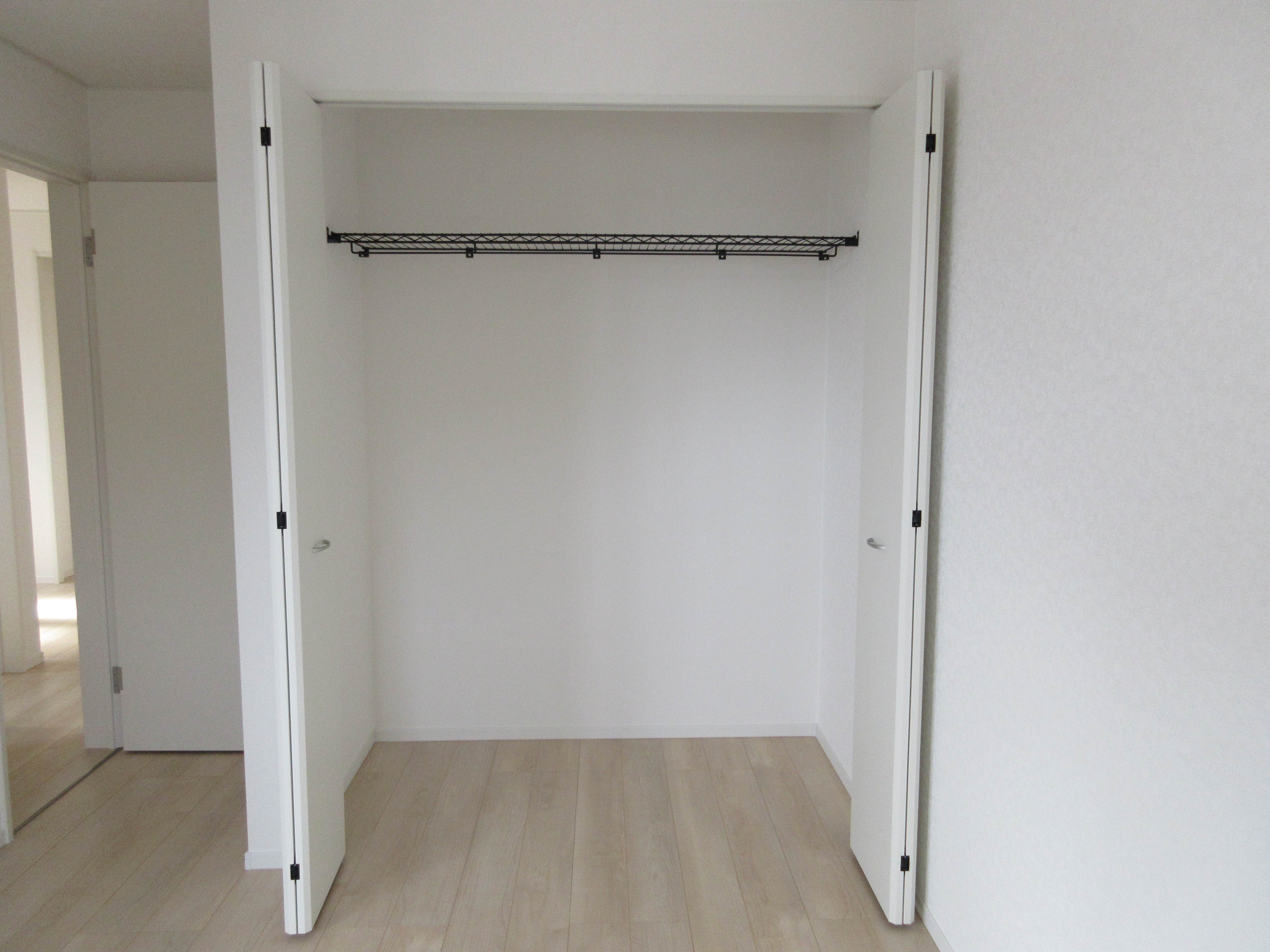 2階 クローゼット収納 2階 クローゼット収納