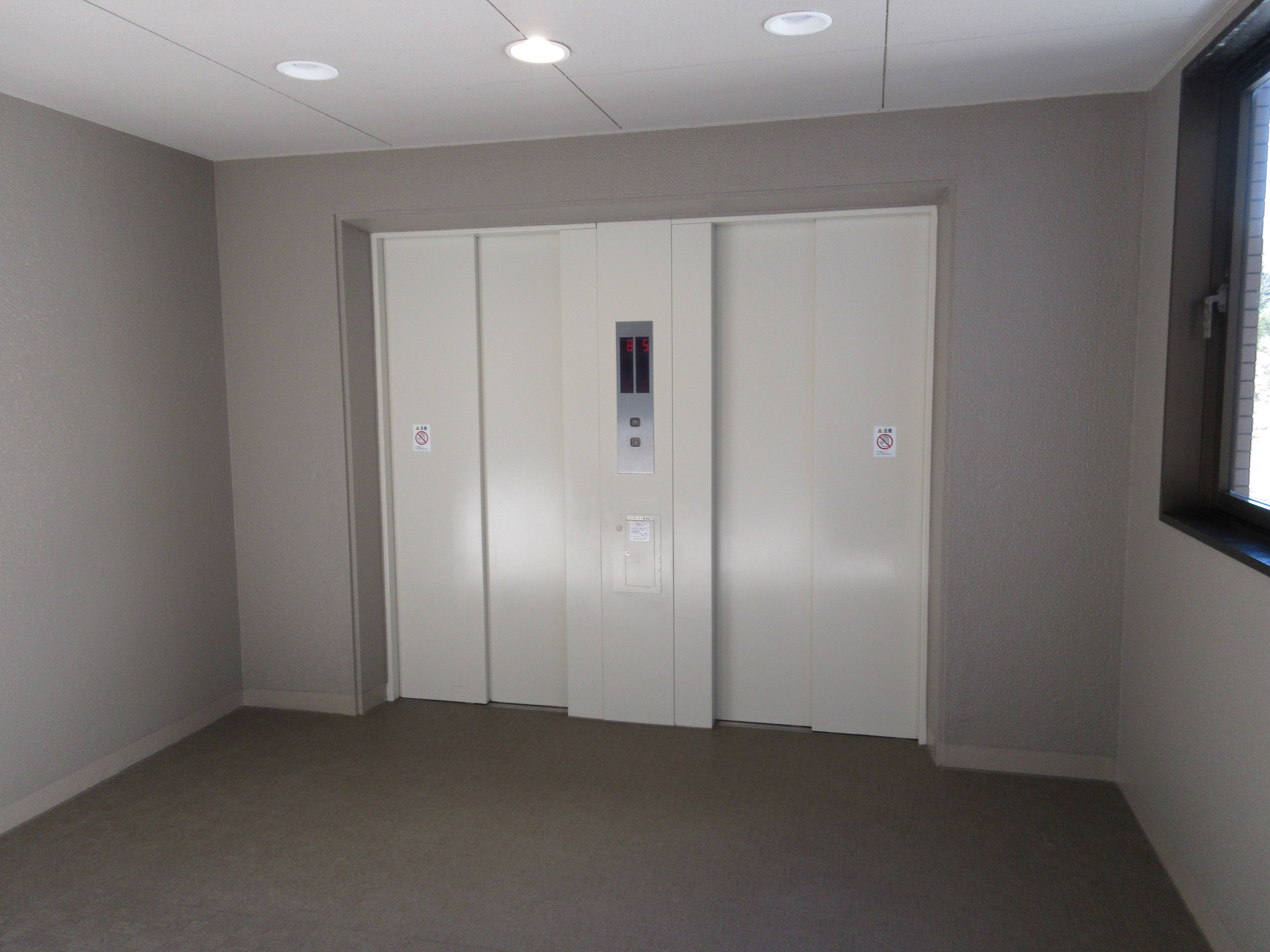 エレベーター 2基 エレベーター 2基