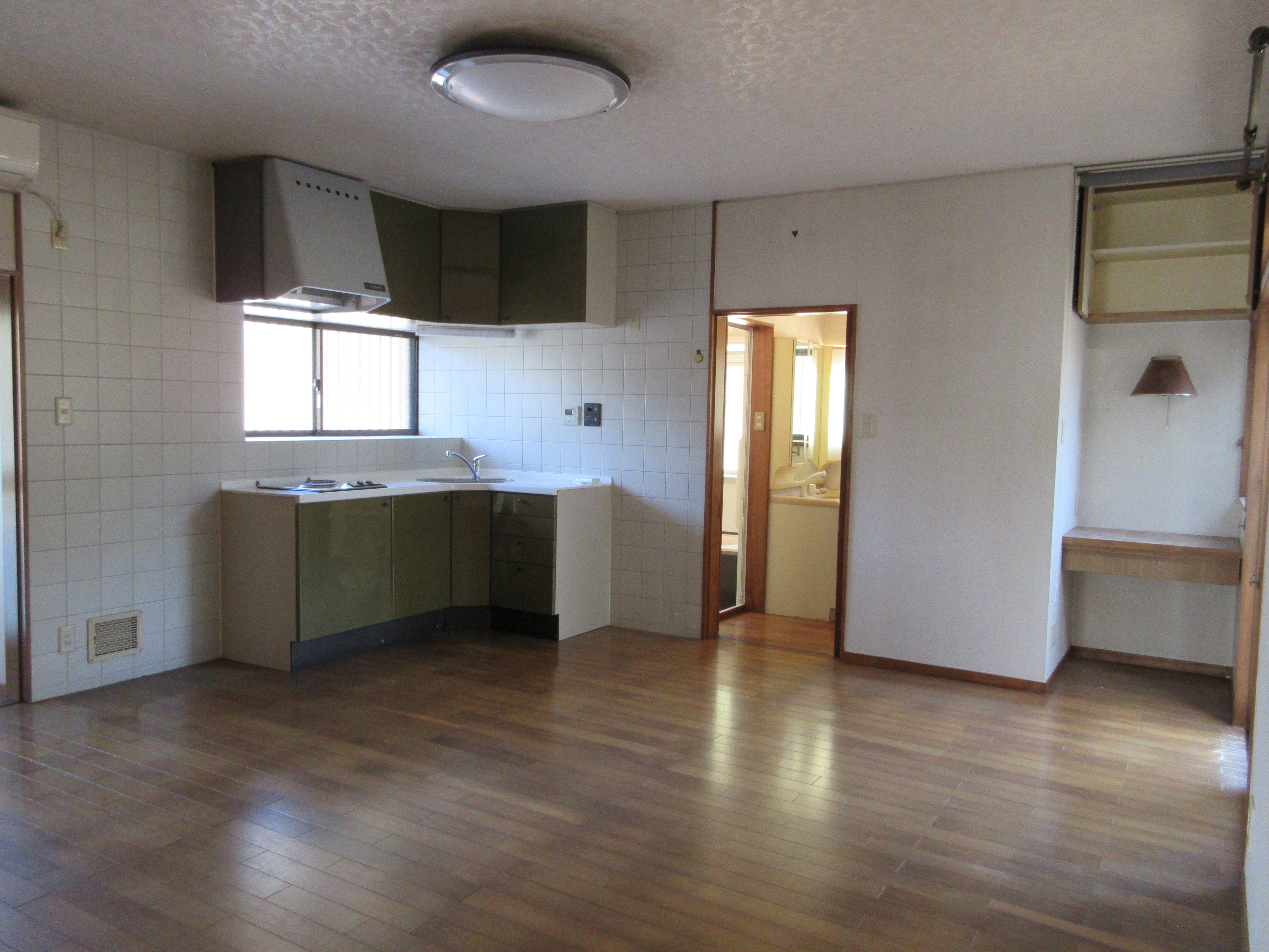 離れ LDK 12.2帖(居間) 離れ LDK 12.2帖(居間)