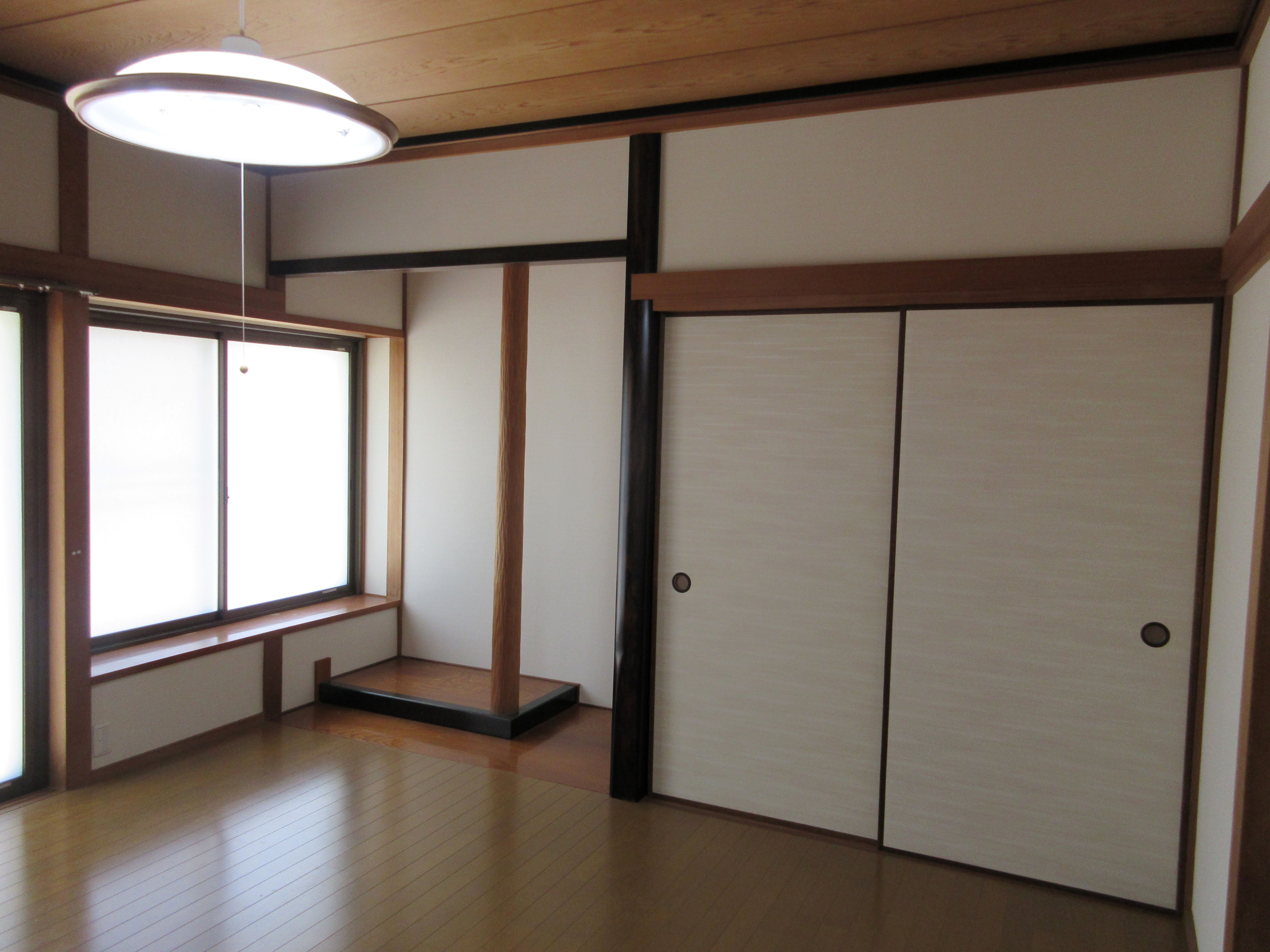 1階 洋室 8帖(寝室) 1階 洋室 8帖(寝室)