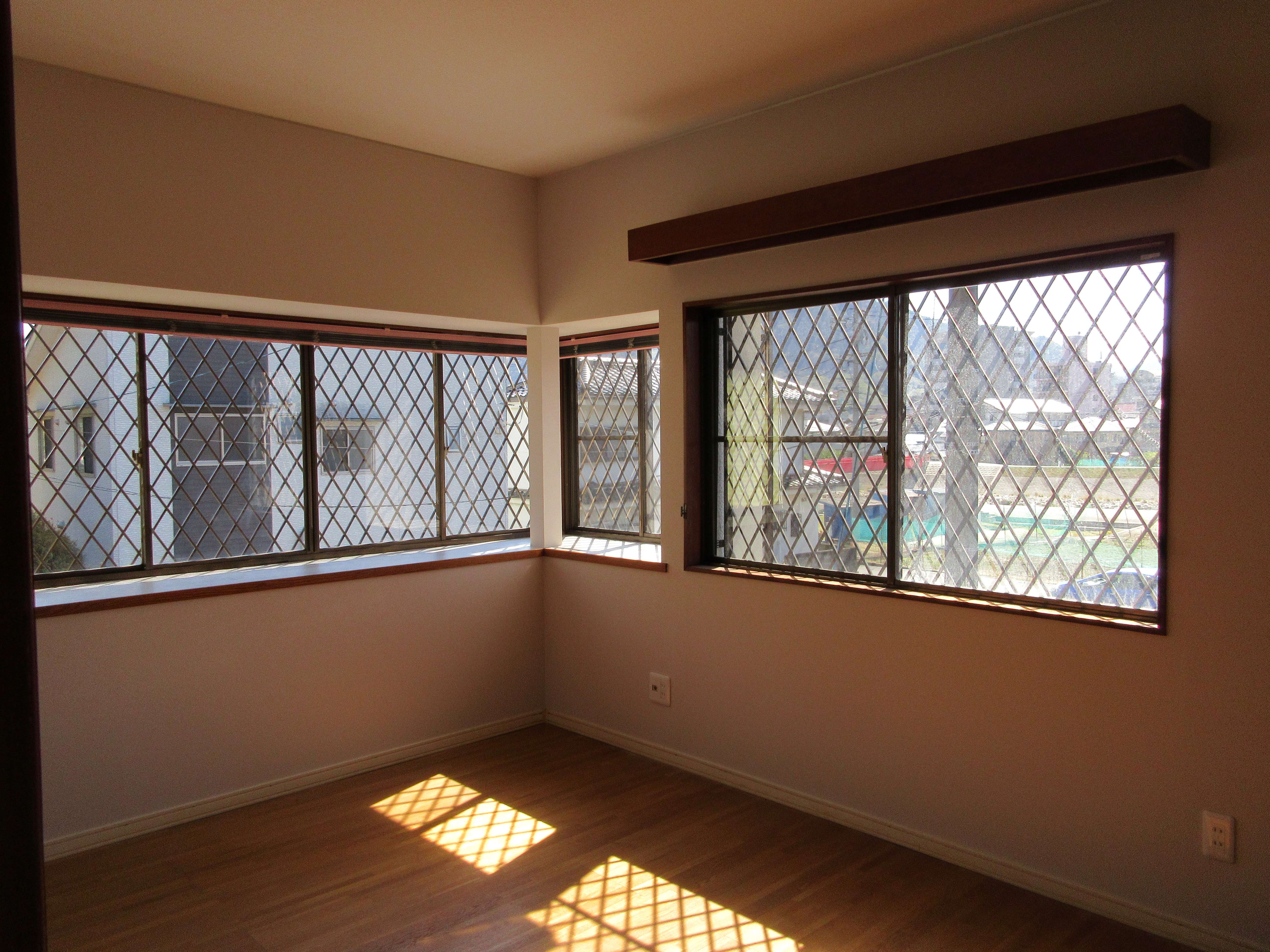 2階 洋室 6帖(寝室) 2階 洋室 6帖(寝室)